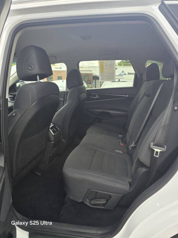 2017 Kia Sorento LX