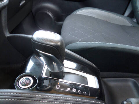 2019 Nissan Kicks S