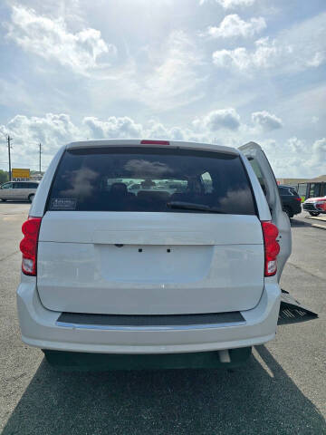 2018 Dodge Grand Caravan SE