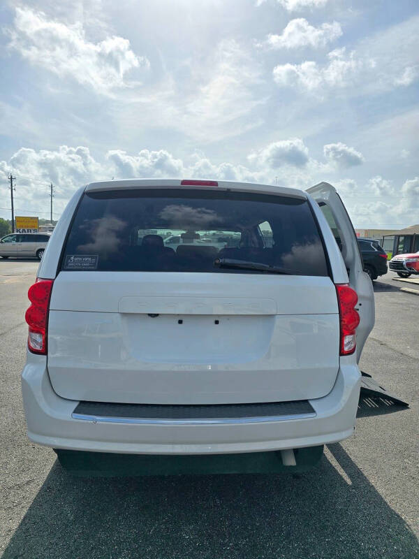 2018 Dodge Grand Caravan SE