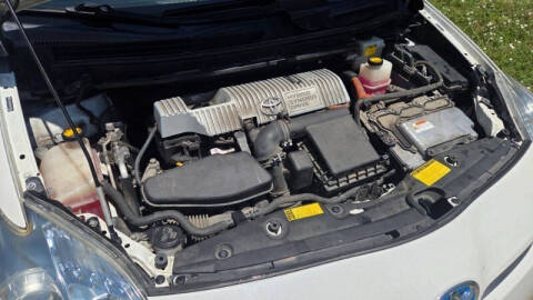 2010 Toyota Prius III