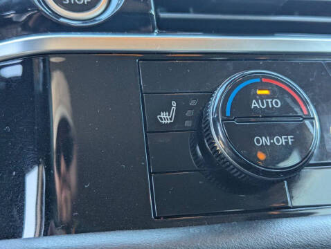 2023 Nissan Pathfinder SV