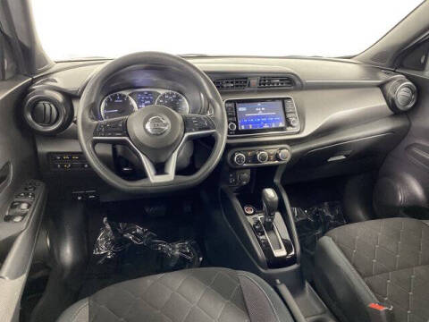 2020 Nissan Kicks S