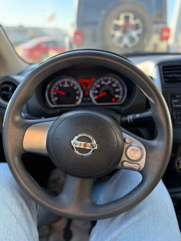 2013 Nissan Versa 1.6 S