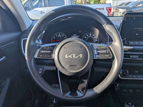 2023 Kia Seltos S