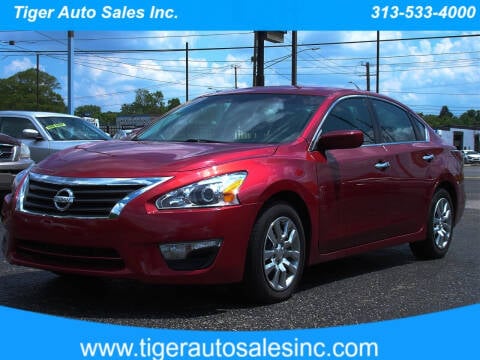 2015 Nissan Altima for sale at TIGER AUTO SALES INC in Redford MI