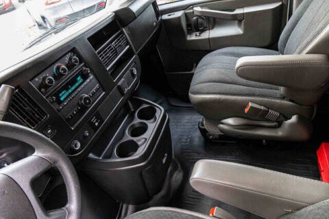 2023 GMC Savana 2500