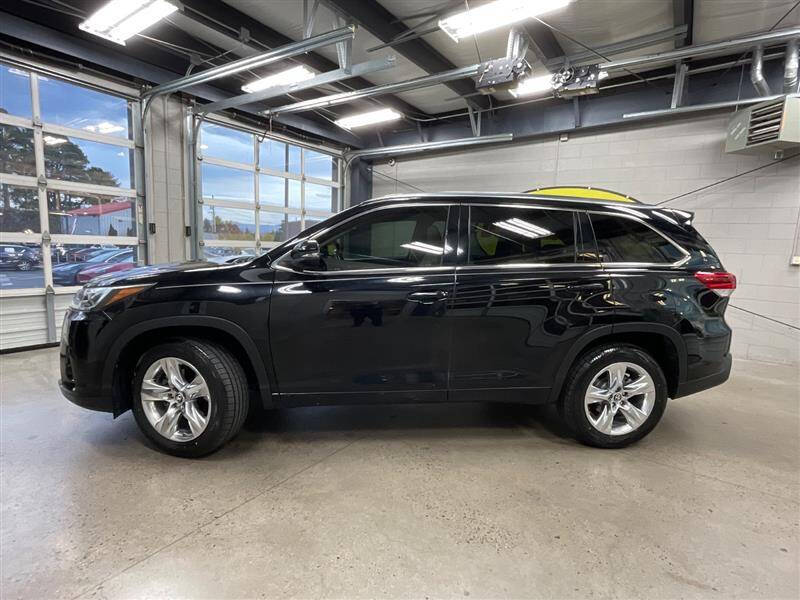 2017 Toyota Highlander Limited