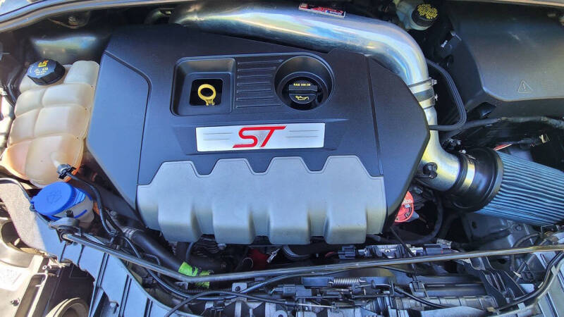 2018 Ford Focus ST
