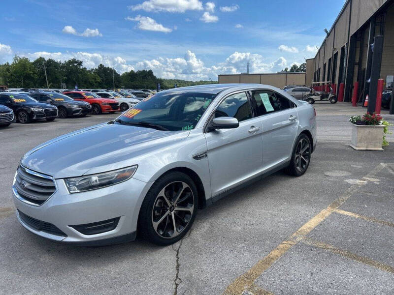 2016 Ford Taurus SEL