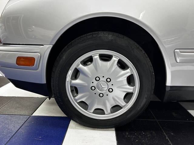 1999 Mercedes-Benz E-Class E 320