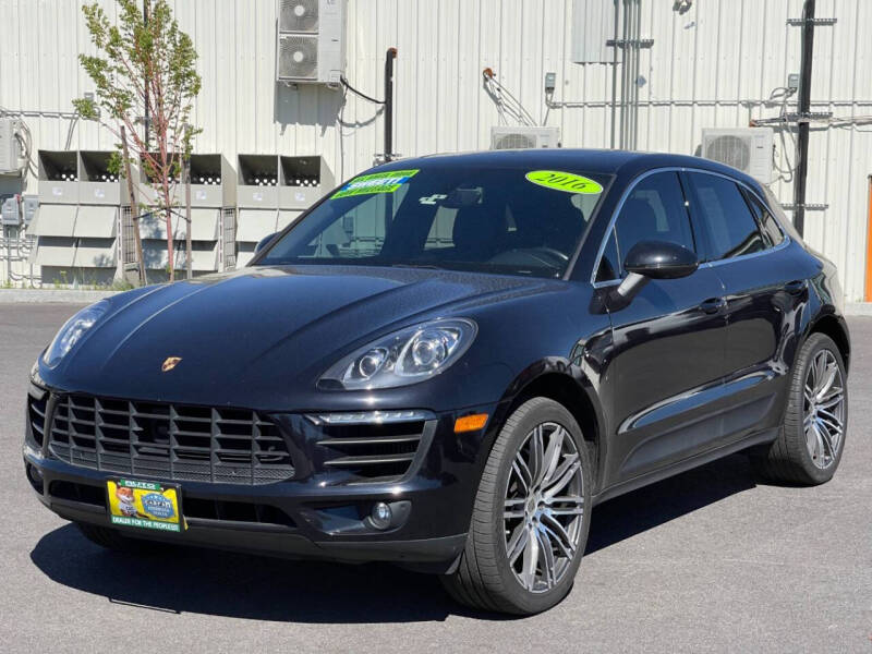 2016 Porsche Macan S