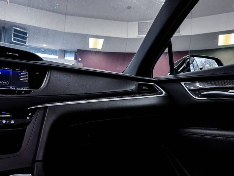 2021 Cadillac XT5 Sport