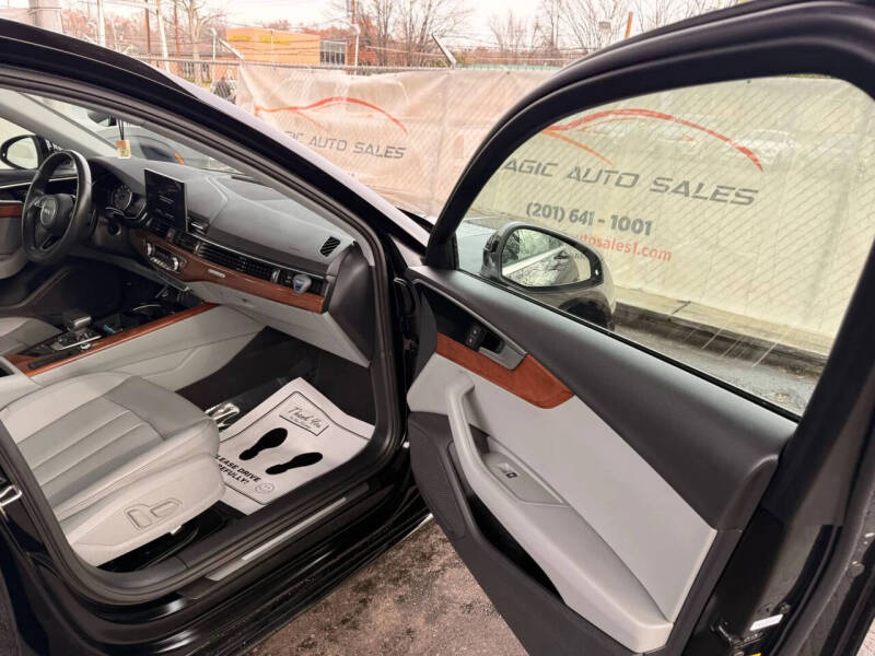 2021 Audi A4 quattro Premium 40 TFSI