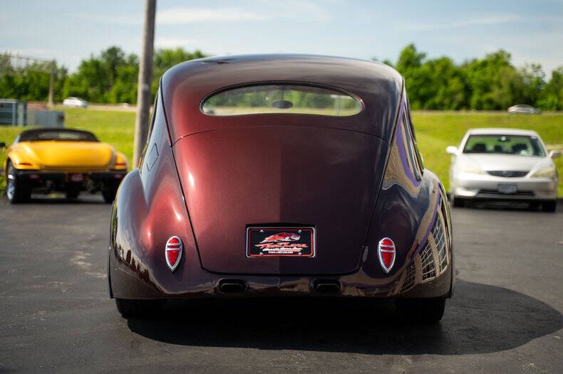 1940 Lincoln Zephyr