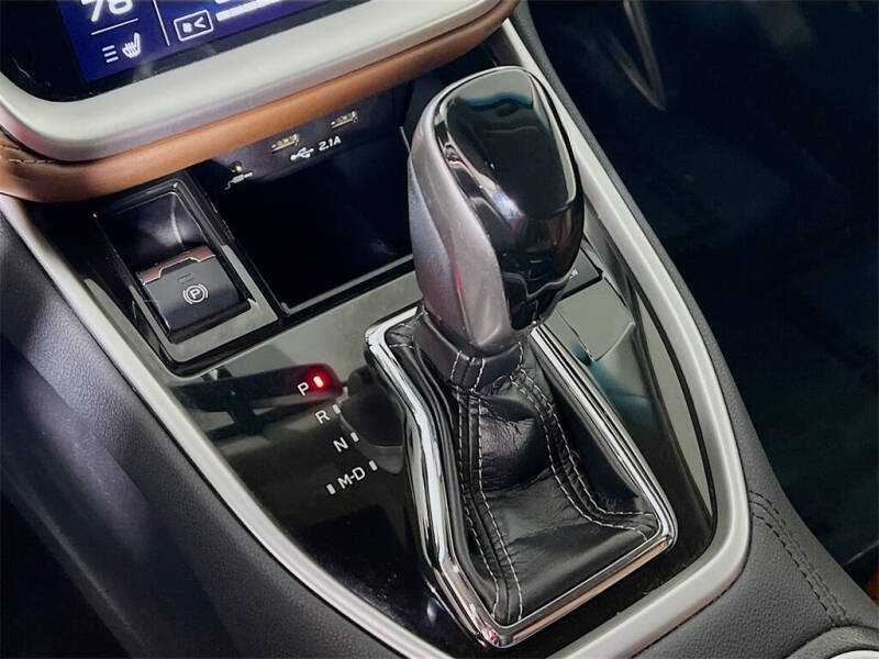 2022 Subaru Outback Touring XT