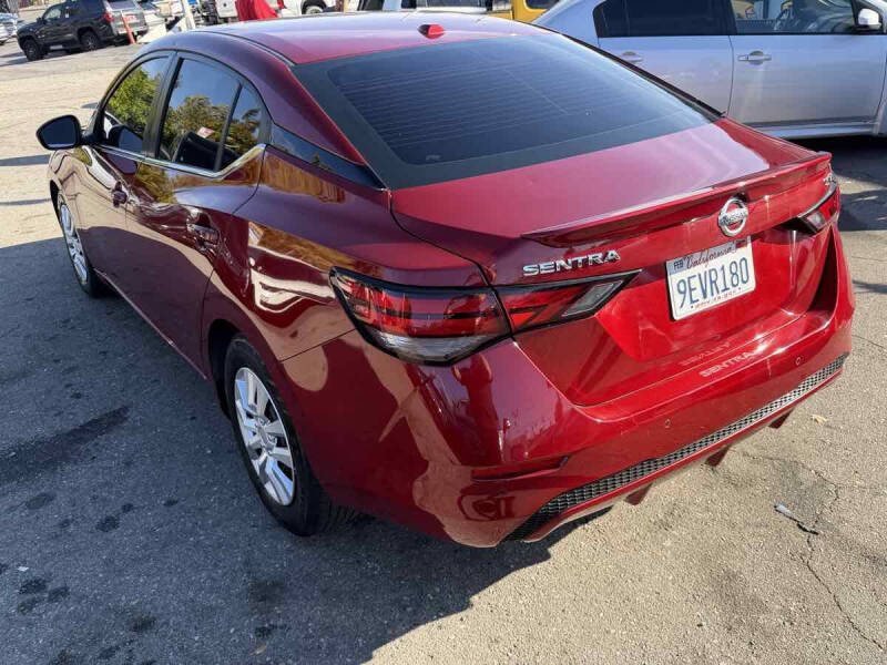 2022 Nissan Sentra SV