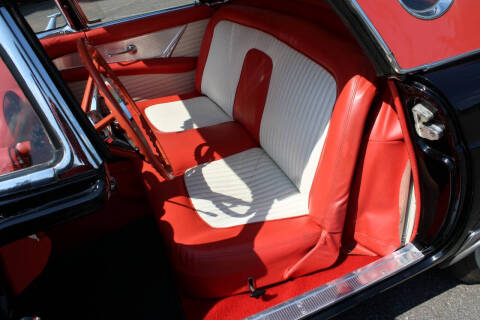 1956 Ford Thunderbird