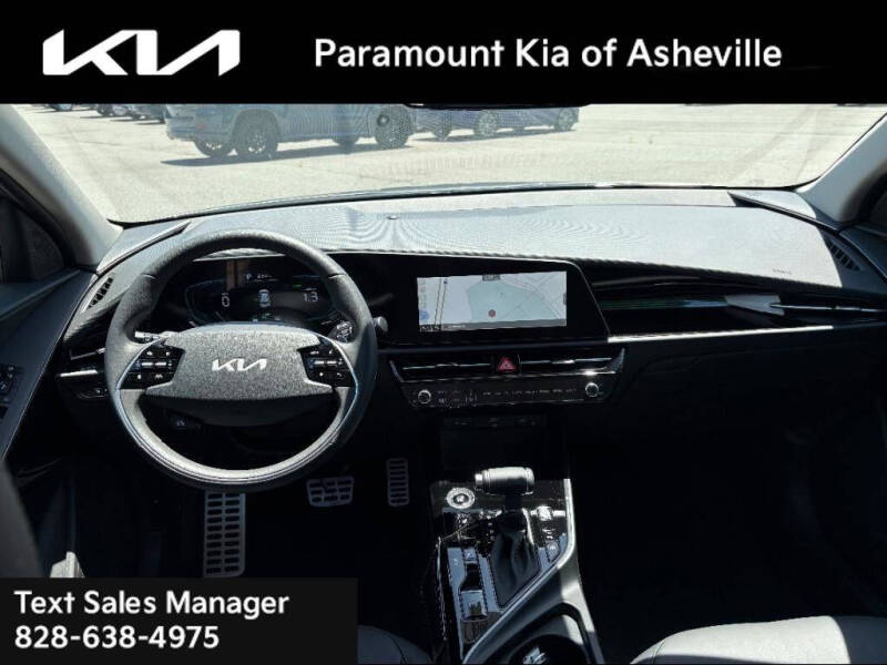 2025 Kia Niro EX Touring