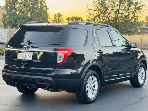 2015 Ford Explorer