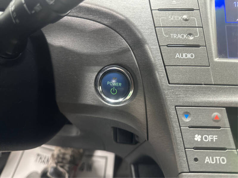 2014 Toyota Prius Two