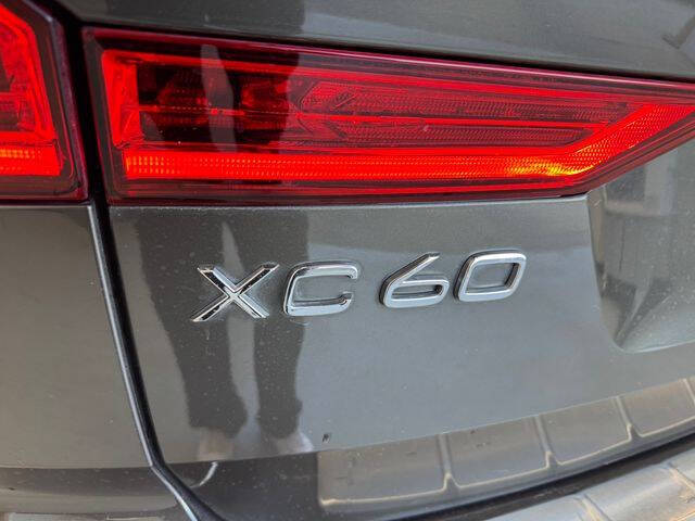2022 Volvo XC60 Recharge T8 Inscription