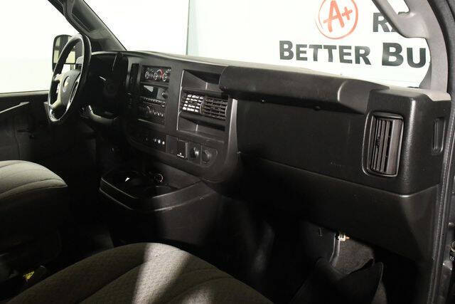 2017 Chevrolet Express LT 3500