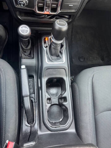 2021 Jeep Gladiator Sport