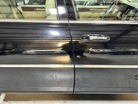 2004 Lincoln Town Car Ultimate