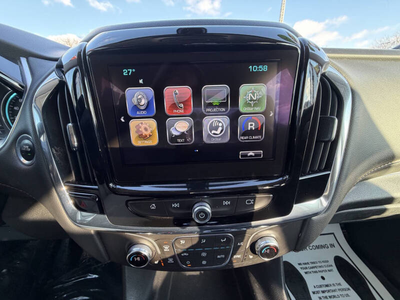 2018 Chevrolet Traverse LT Cloth