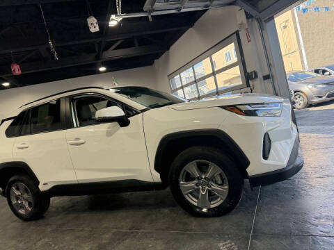 2023 Toyota RAV4 Hybrid XLE