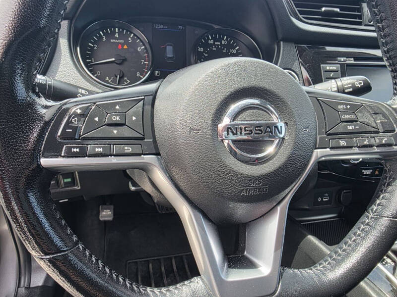 2020 Nissan Rogue SV