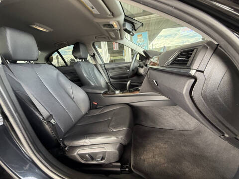 2015 BMW 3 Series 328i