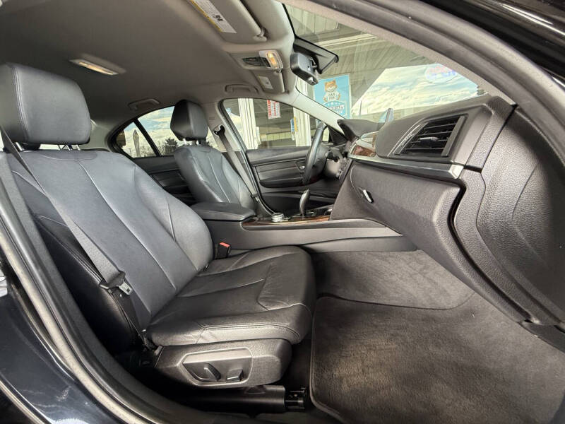 2015 BMW 3 Series 328i