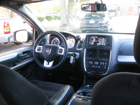 2015 Dodge Grand Caravan SXT Plus