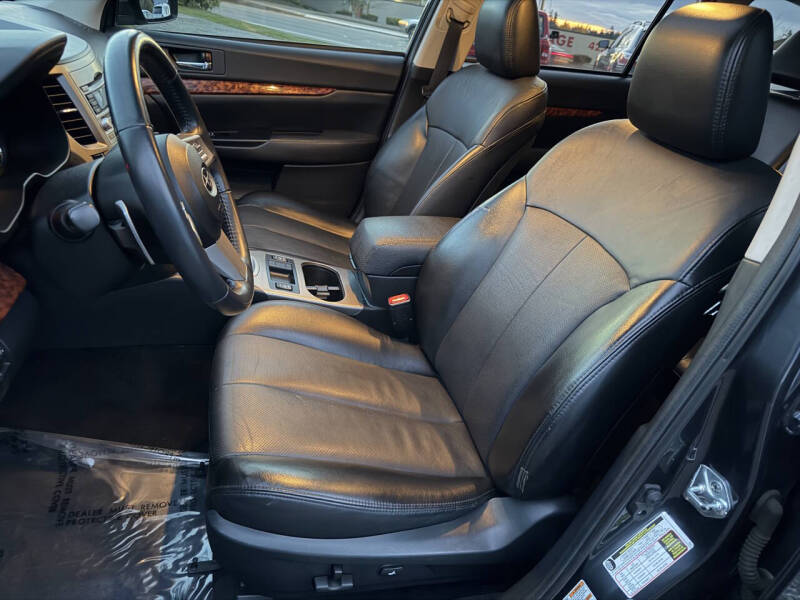 2011 Subaru Outback 2.5i Limited