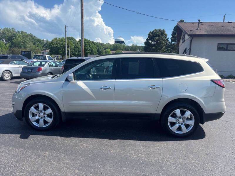 2017 Chevrolet Traverse LT
