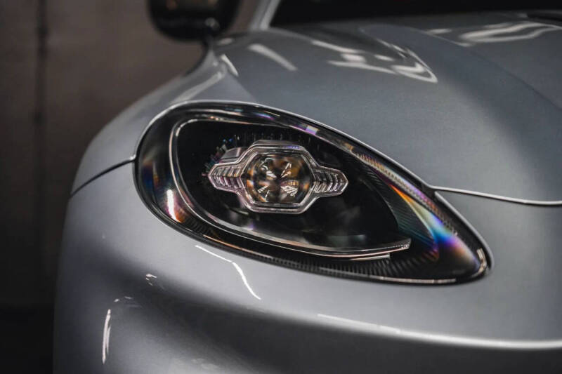 2021 Aston Martin DBX