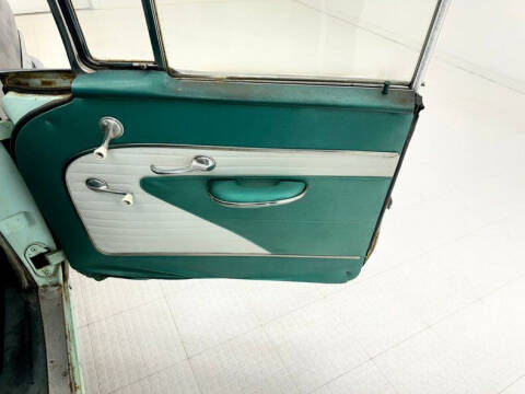 1956 Pontiac Chieftain