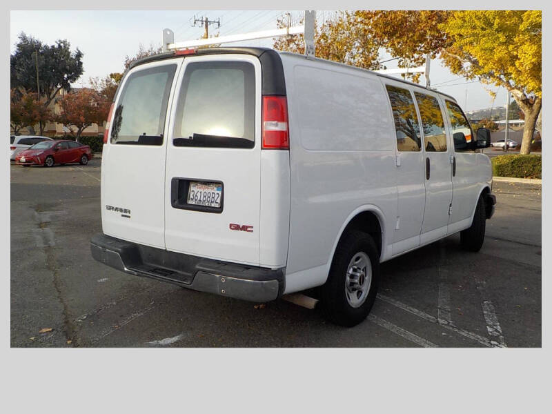 2015 GMC Savana 2500