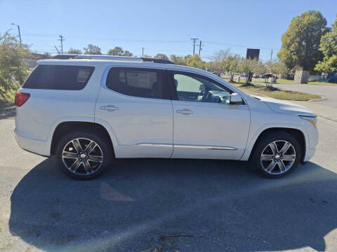 2017 GMC Acadia Denali