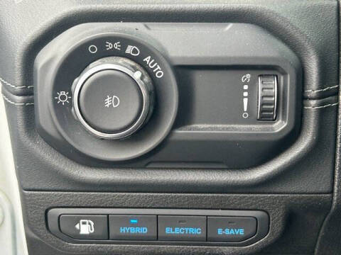 2024 Jeep Wrangler Sahara 4xe