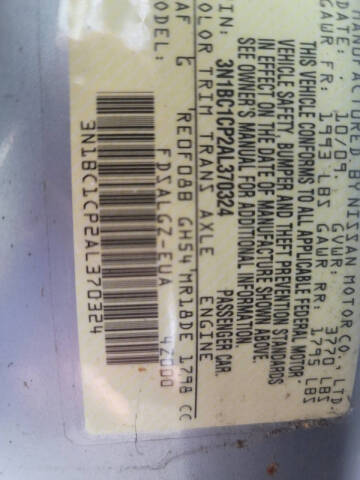 2010 Nissan Versa 1.8 S