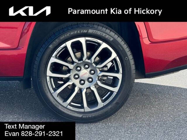 2023 GMC Acadia Denali