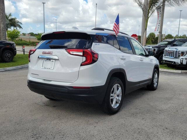2024 GMC Terrain SLE