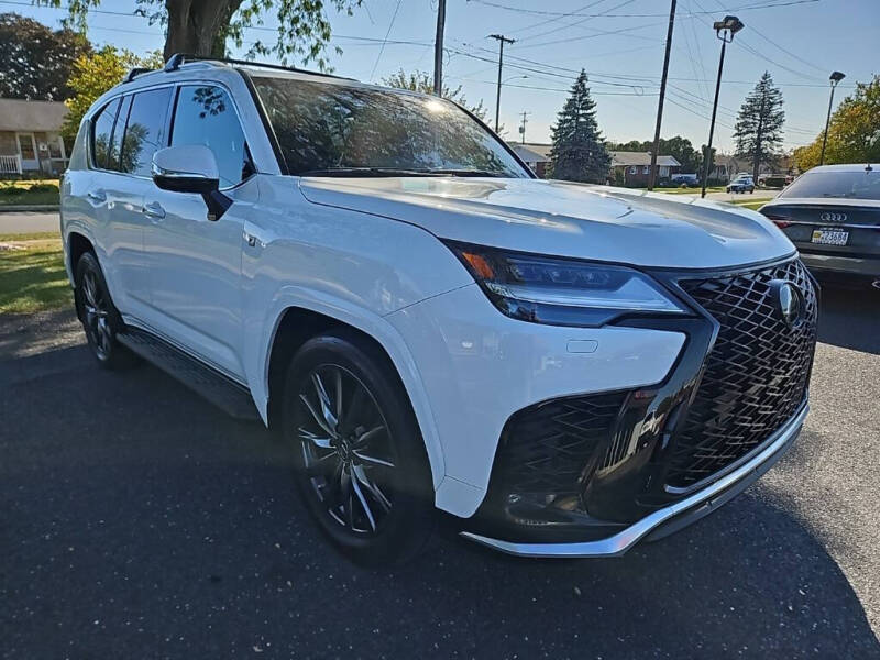 2022 Lexus LX 600 F SPORT Handling