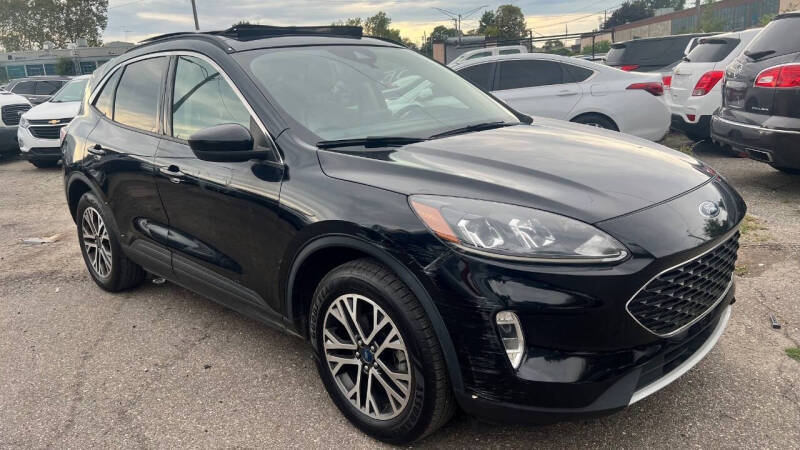 2020 Ford Escape SEL