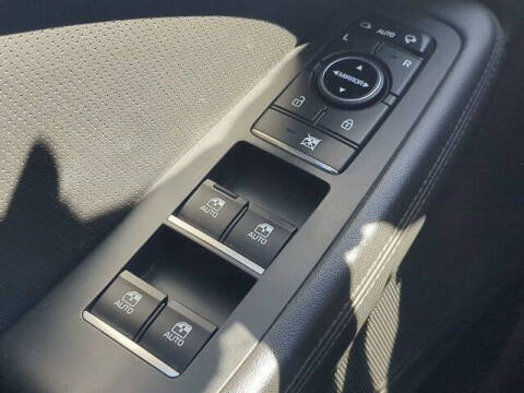 2017 Genesis G80