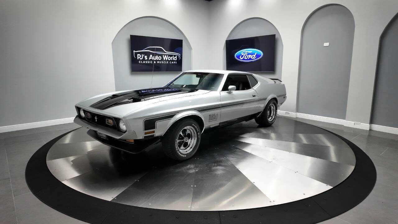 1972 Ford Mustang 2