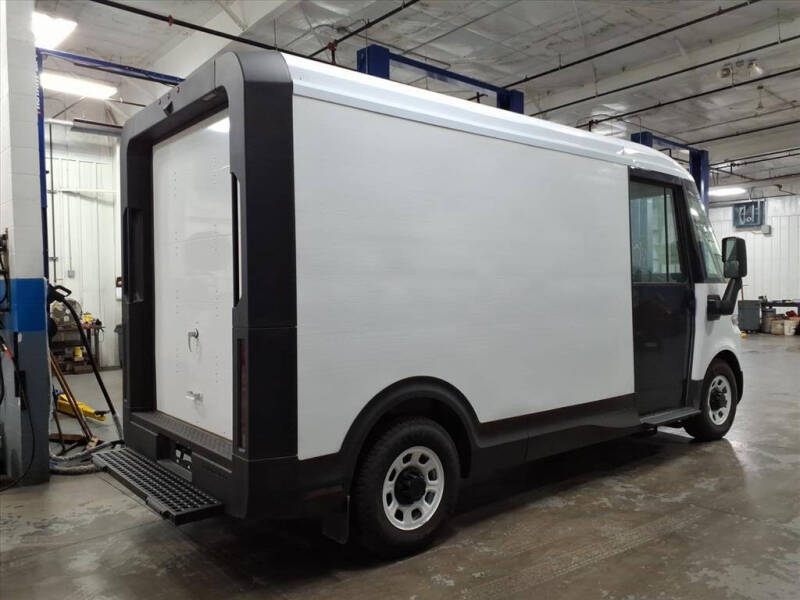 2025 Chevrolet BrightDrop 400